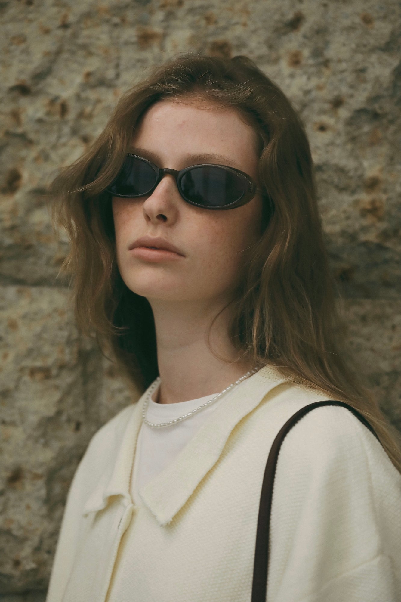 №16 Liora olive