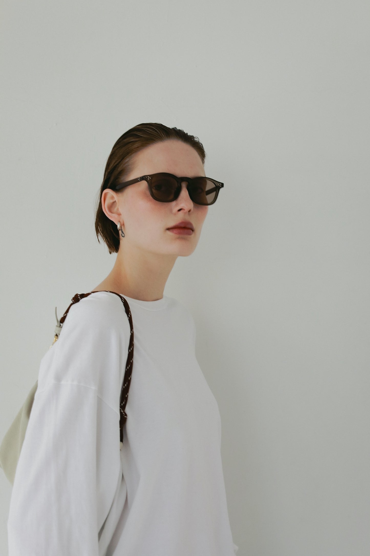 №5 Elara brown