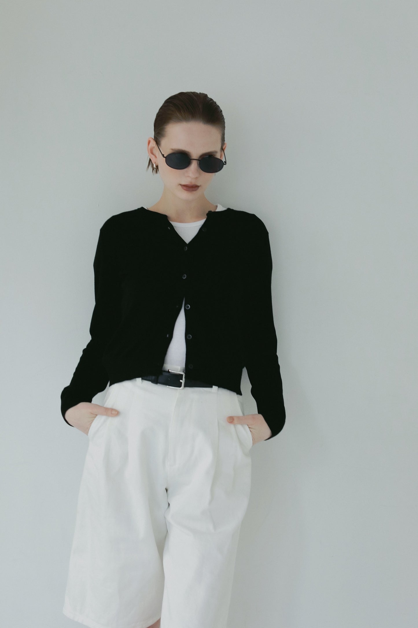 №8 Noir black